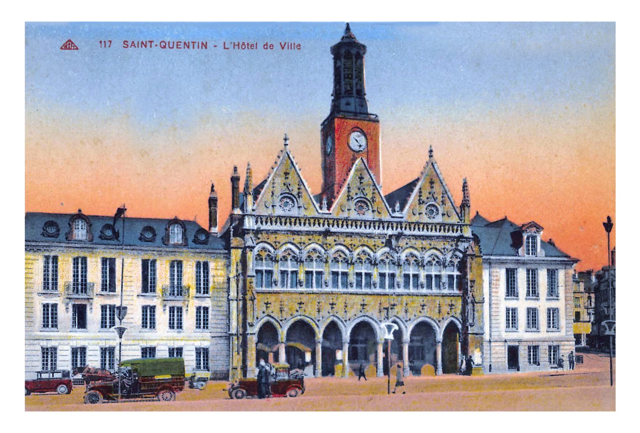 Saint Quentin, Aisne, l'Hôtel de Ville (CAP 117).jpg