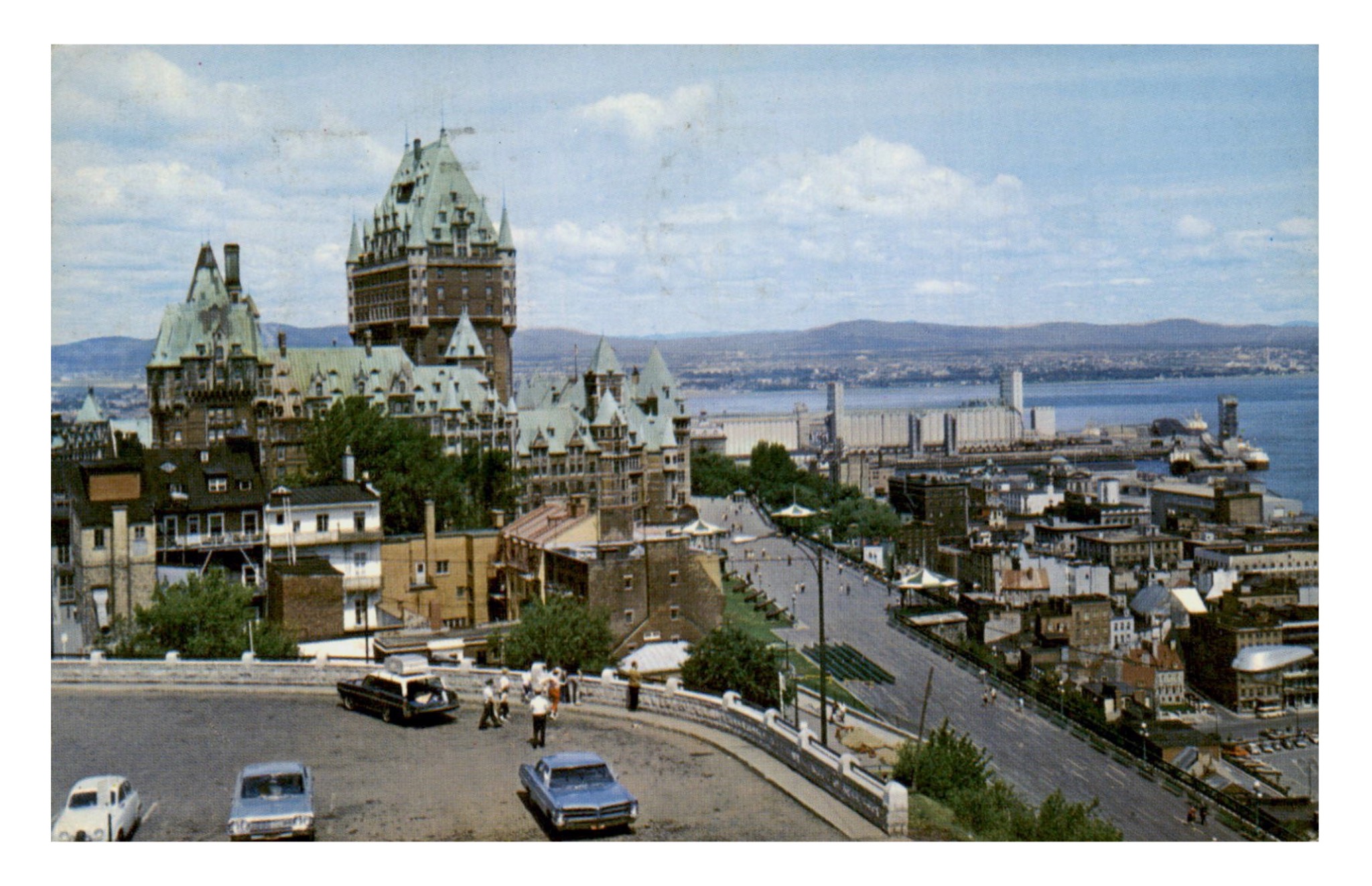 Cap Diamant, Château Frontenac, Québec (CDN).jpg