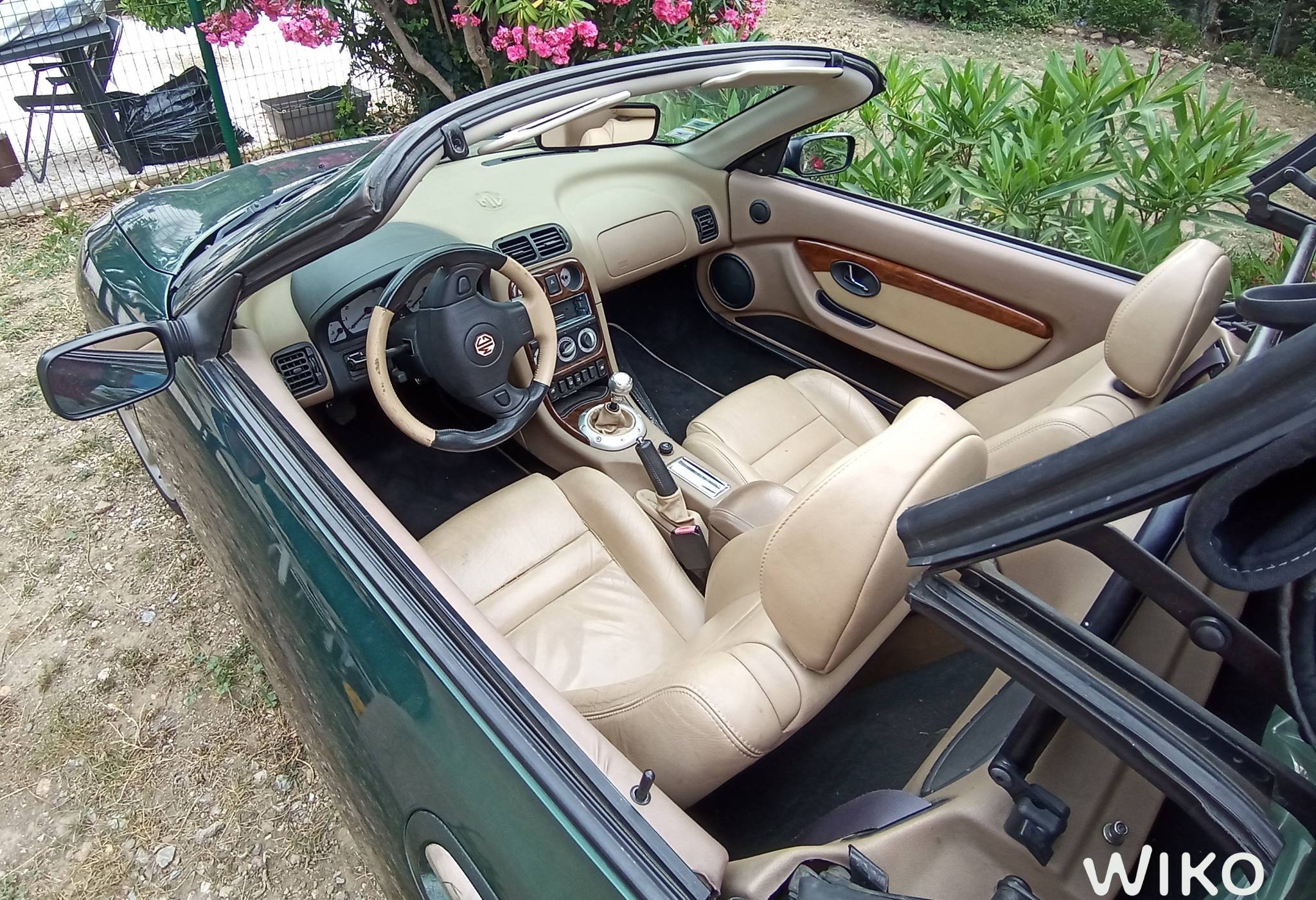 MG interieur.jpg