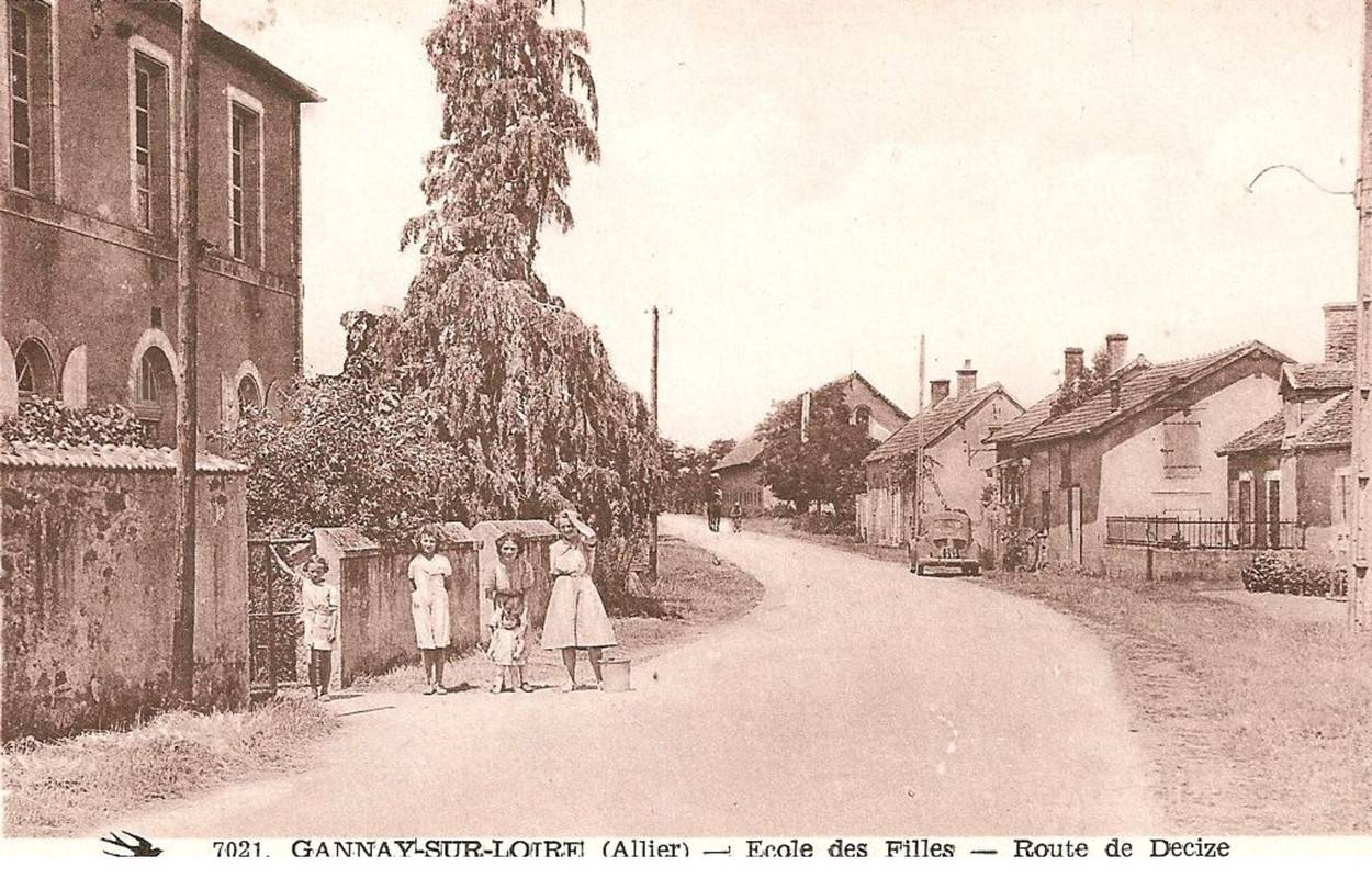 gannay00.jpg