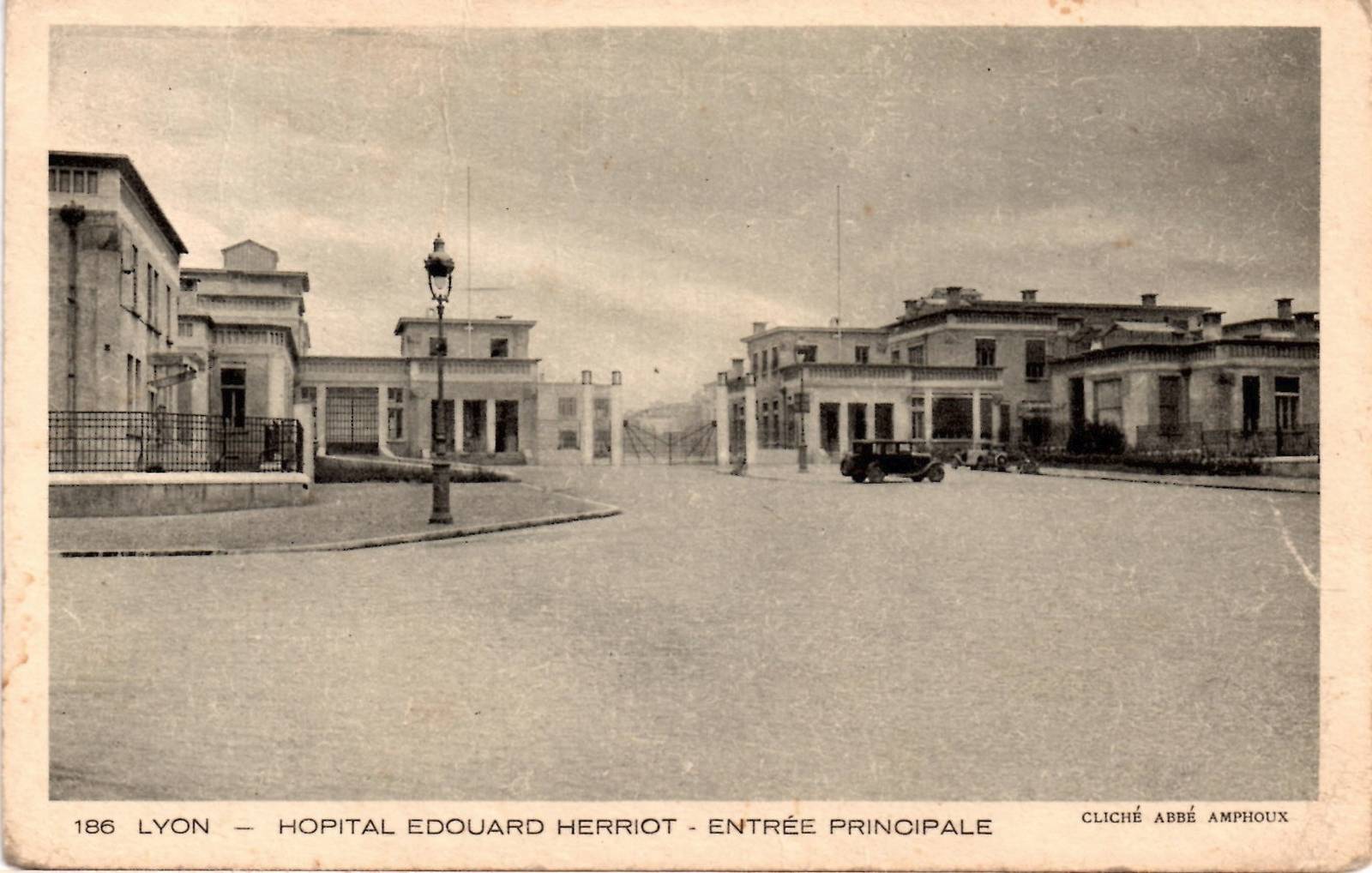 Lyon hopital ed.Herriot.jpg