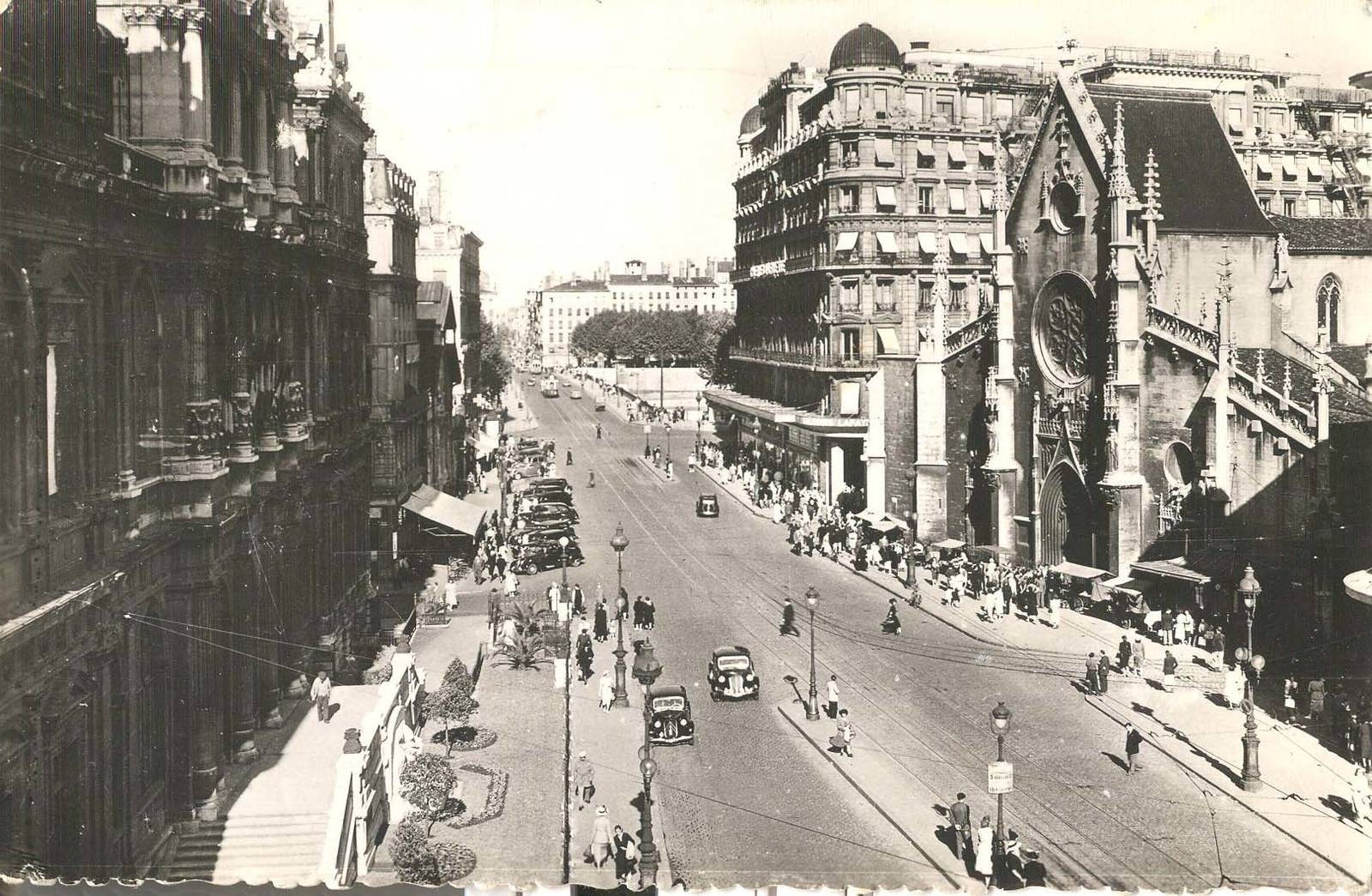 Lyon Pl des cordeliers 2.jpg