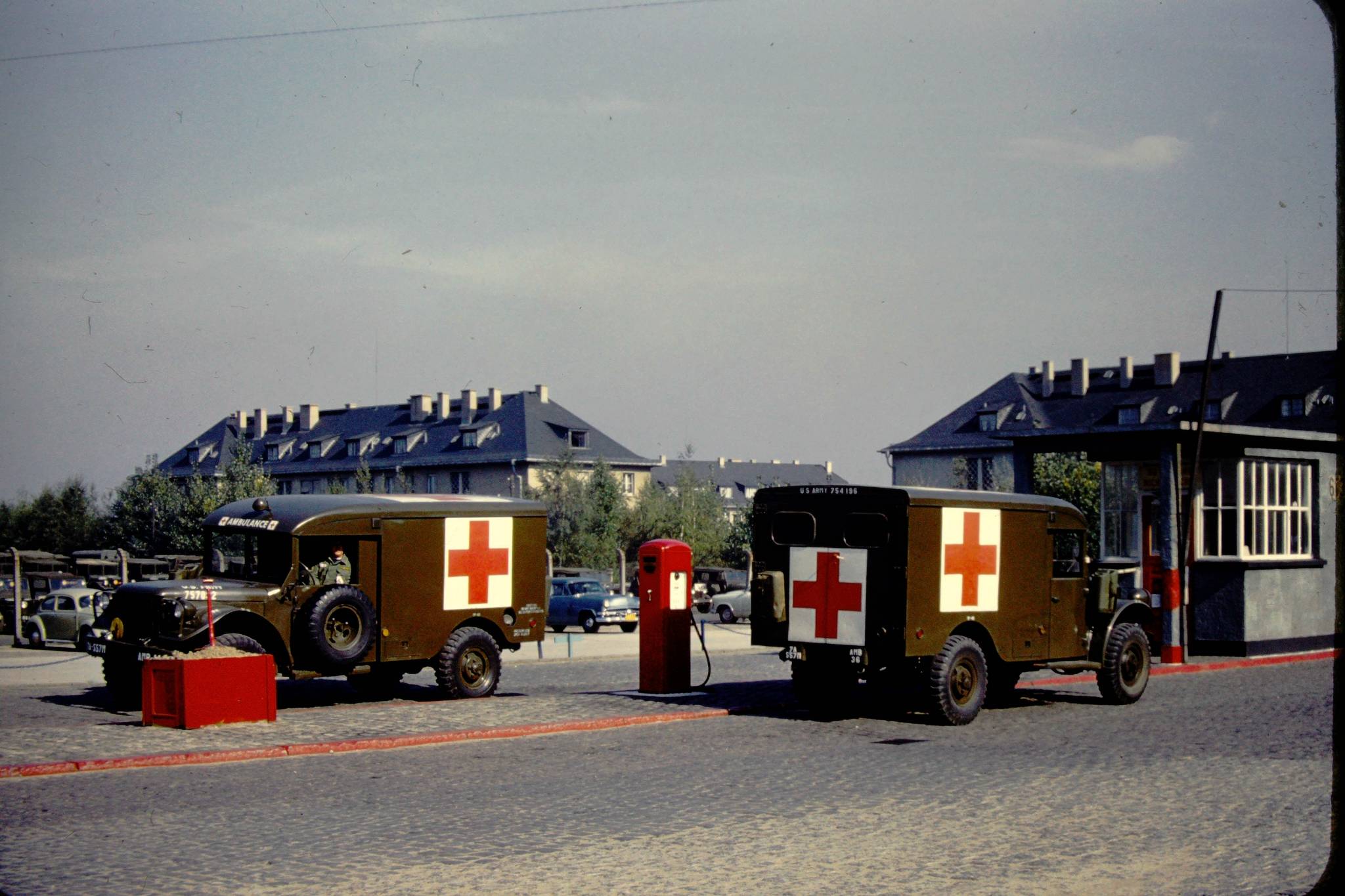 PICT7030 US Army ambulance 1950s.JPG