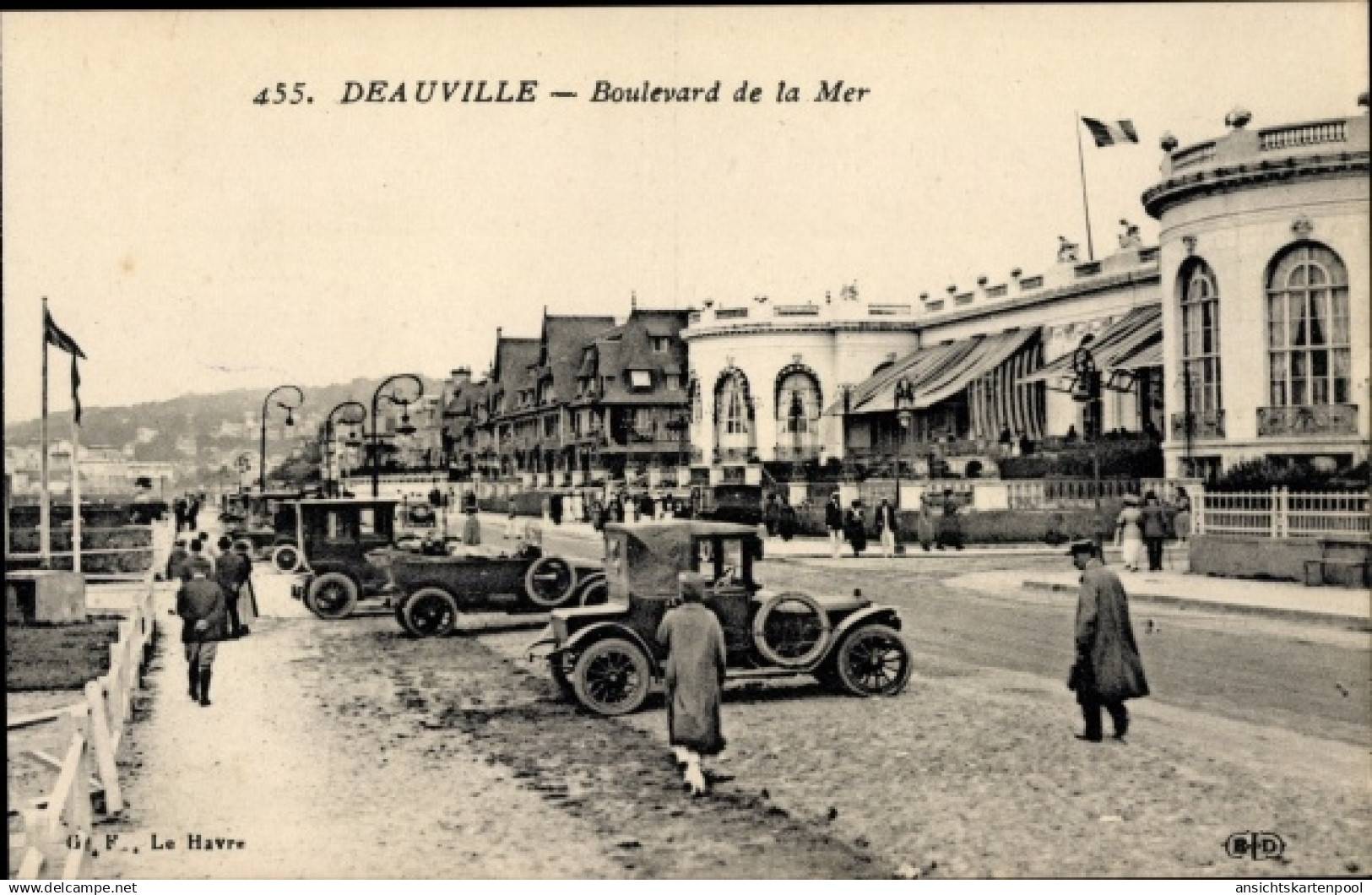 Deauville Bd de la mer.jpg