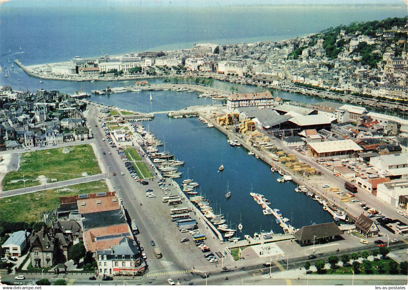 Trouville le port.jpg