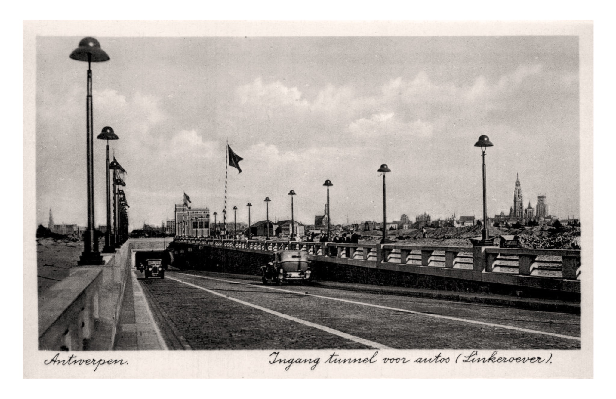 Anvers (B) tunnel rive gauche, entrée.jpg