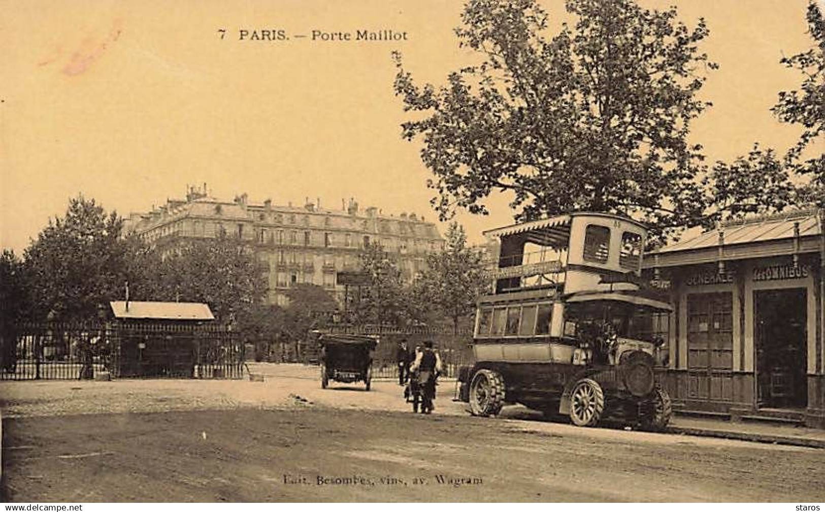 Paris porte Maillot.jpg