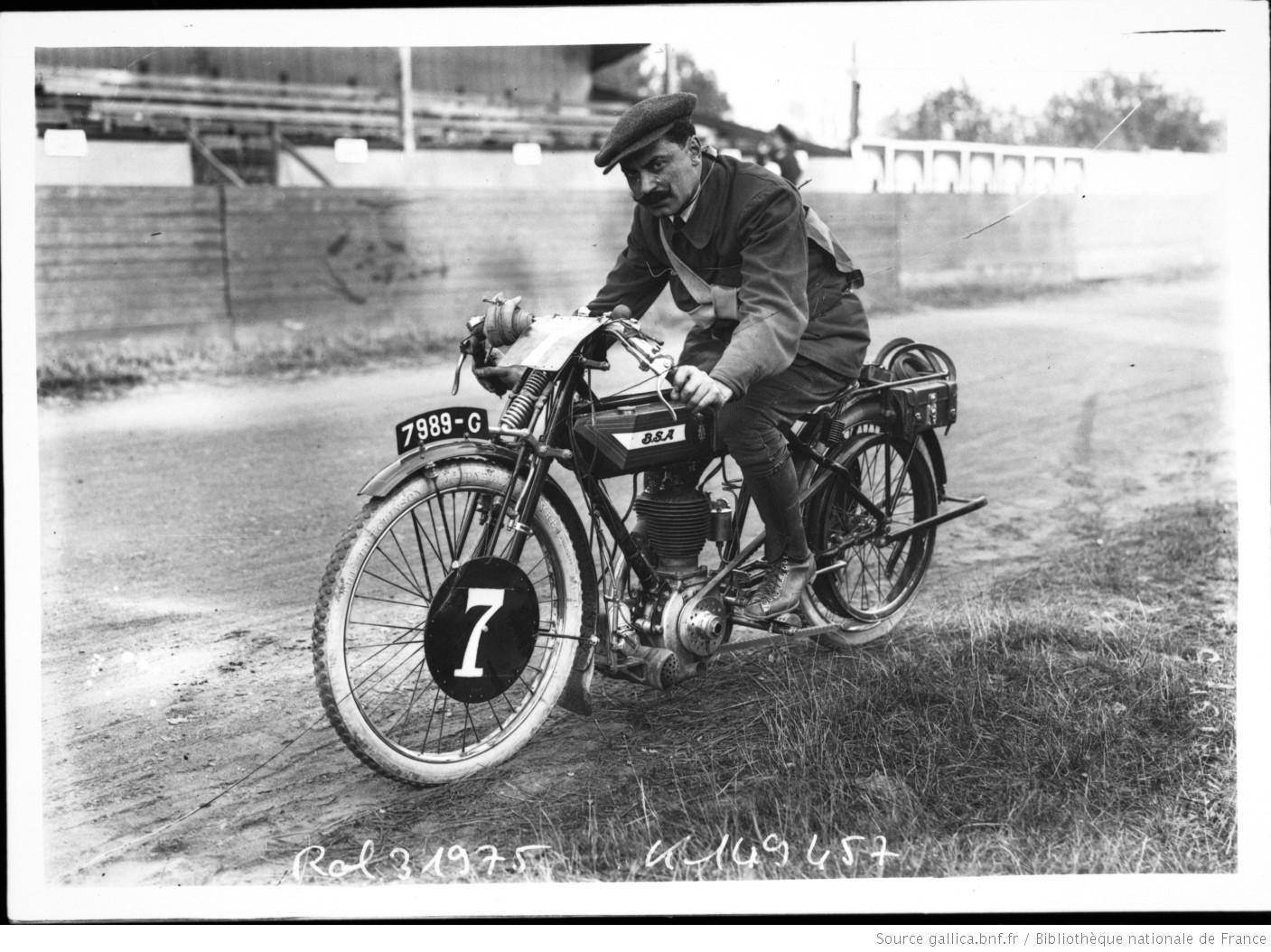 4-8-1913, Circuit du Mans  Isodi sur B.S.A..jpg