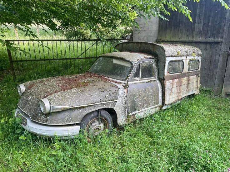 Panhard.jpg