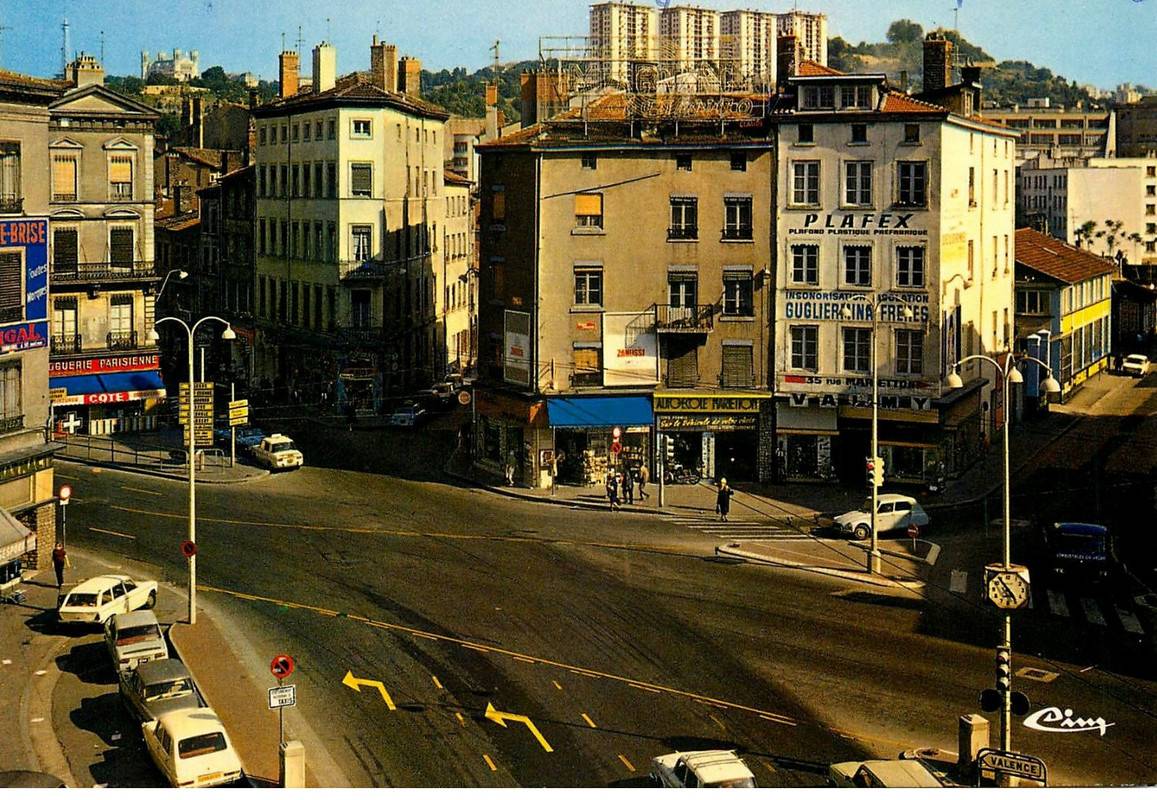 lyon02a.jpg