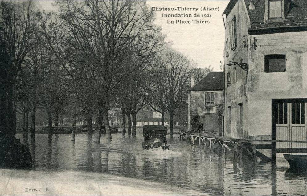 chateauthierry00.jpg
