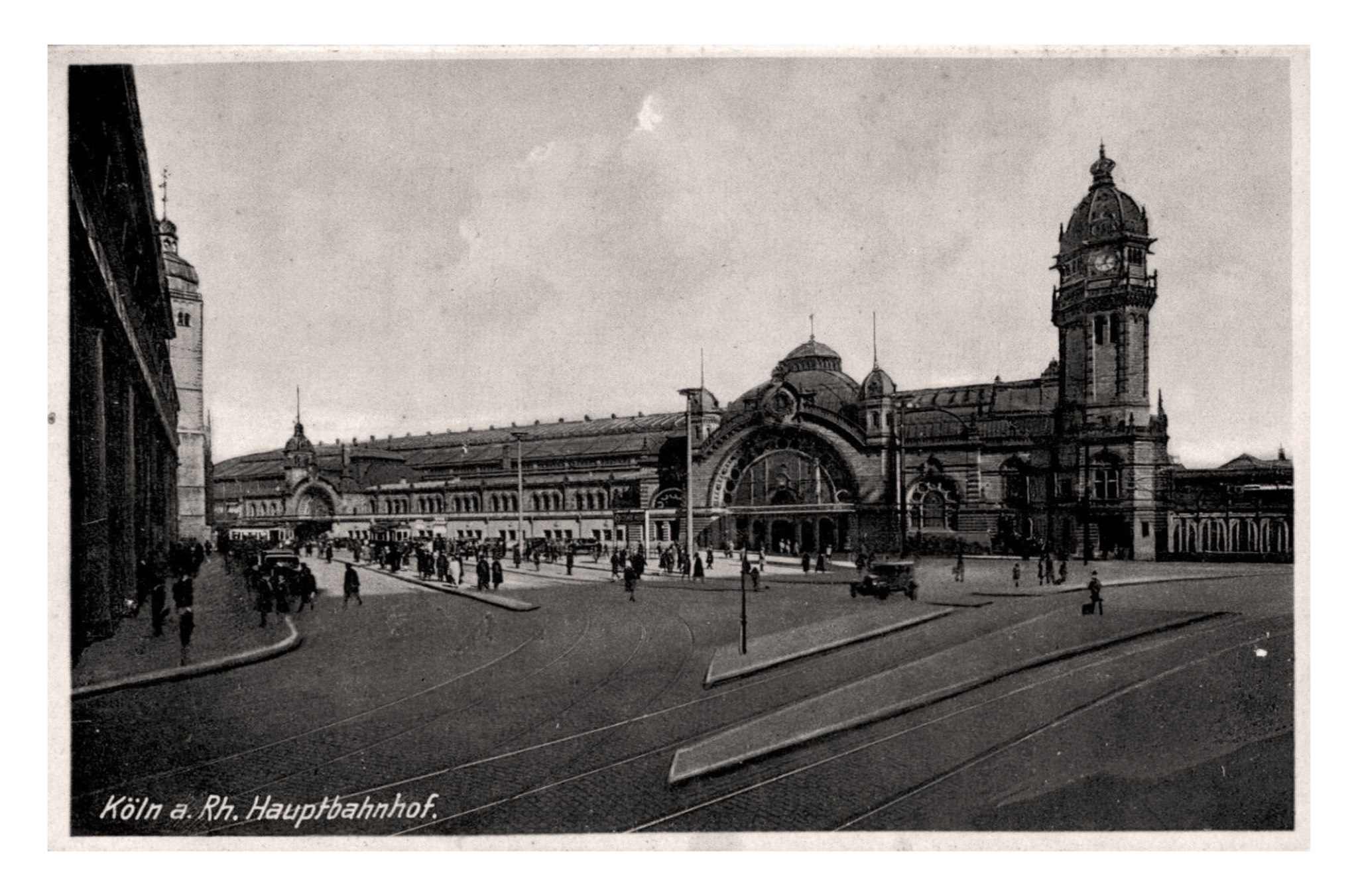 Köln amRhein (D) Hauptbanhof.jpg
