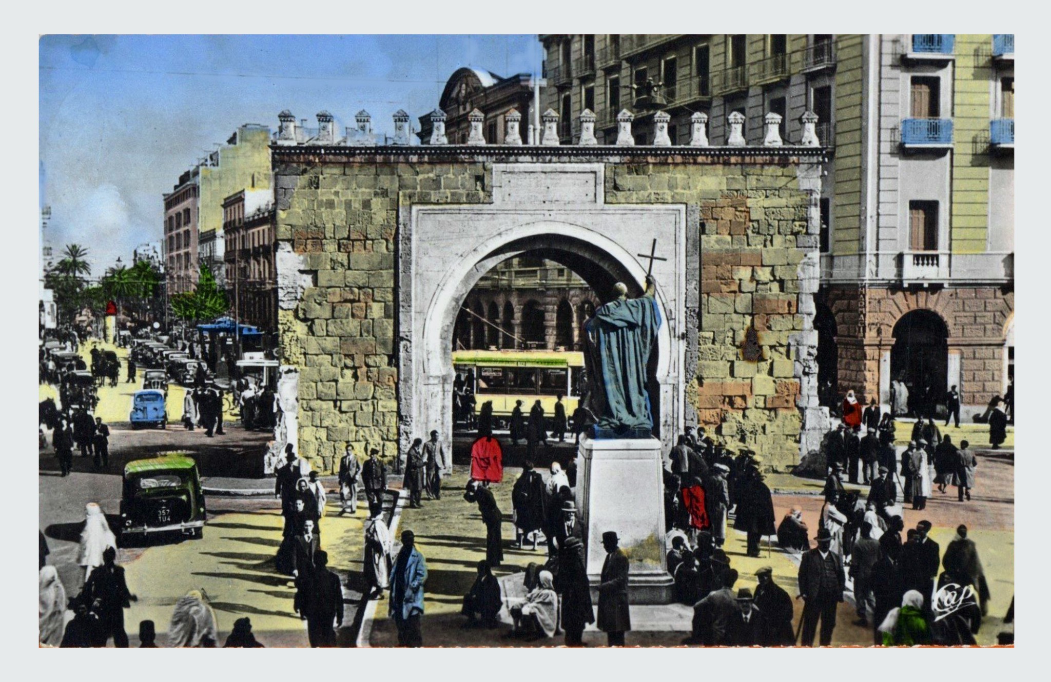 Tunis, Porte de France (CAP 213).jpg