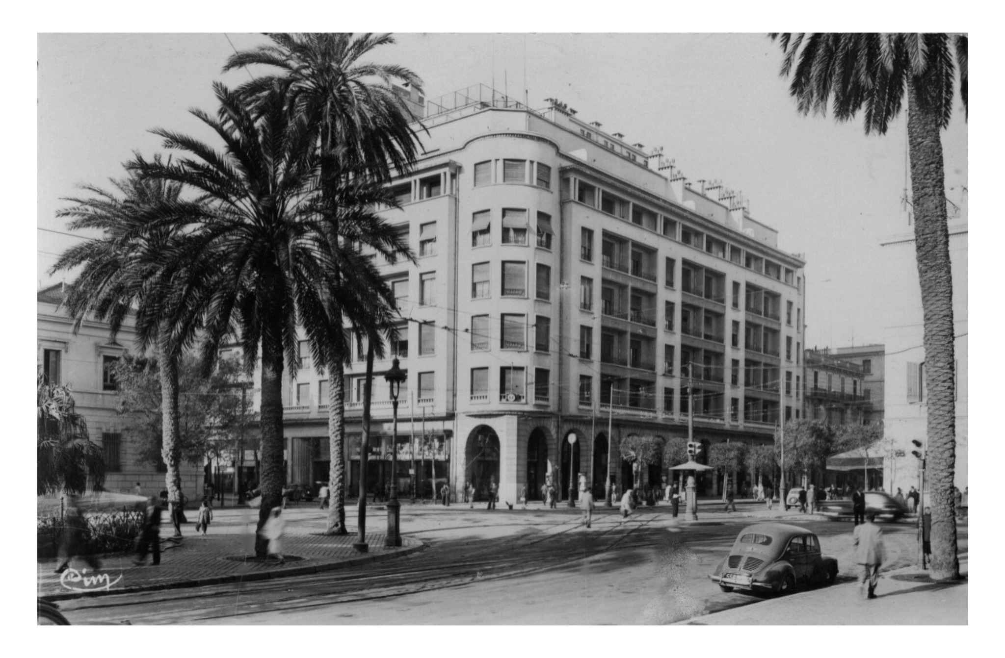 Tunis (TN), Avenue de France (CIM).jpg