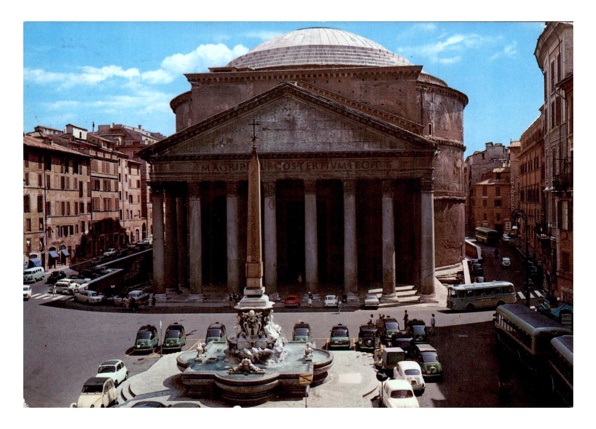 Rome (I) le Panthéon 2.jpg