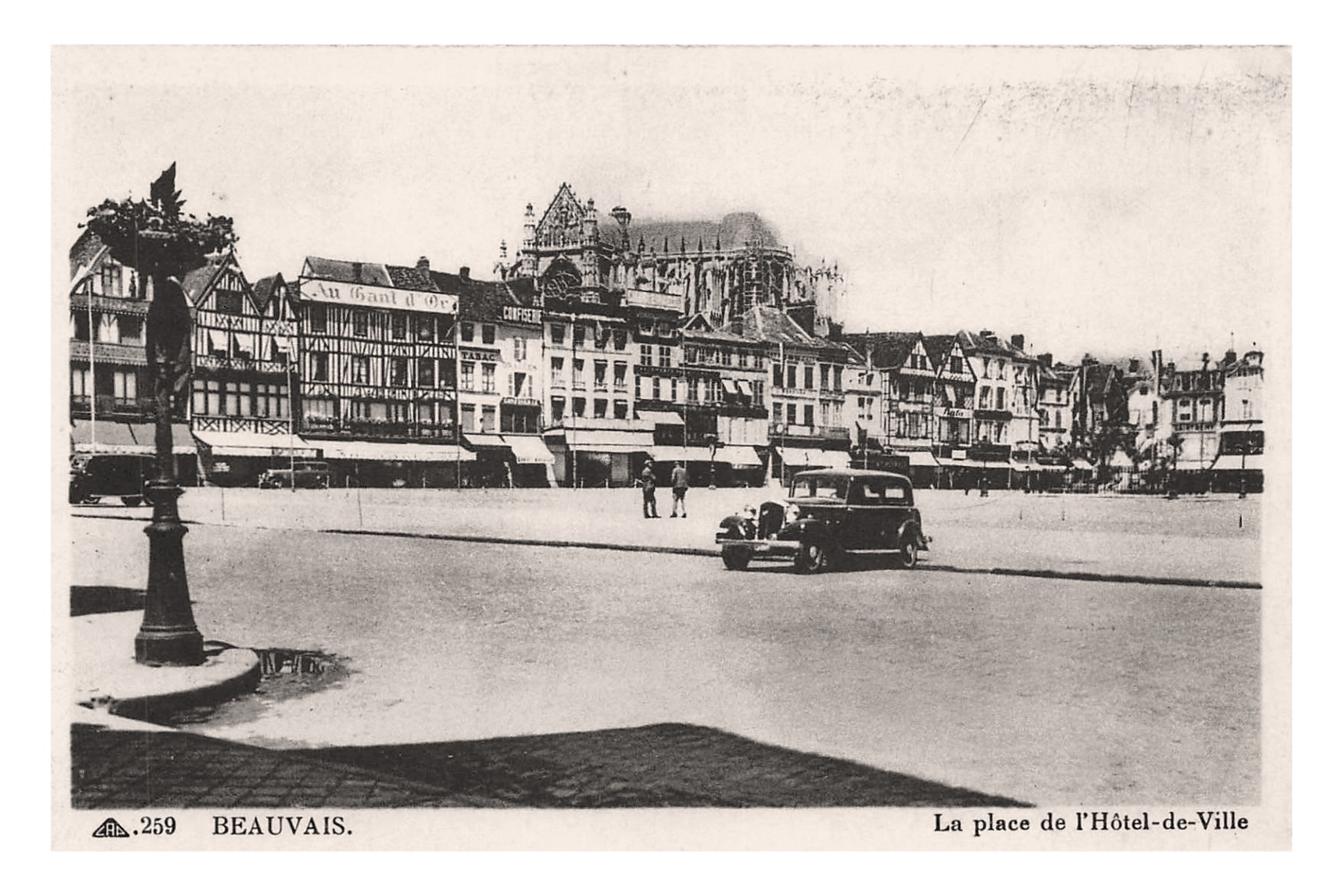 Beauvais, Oise (CAP 259).jpg