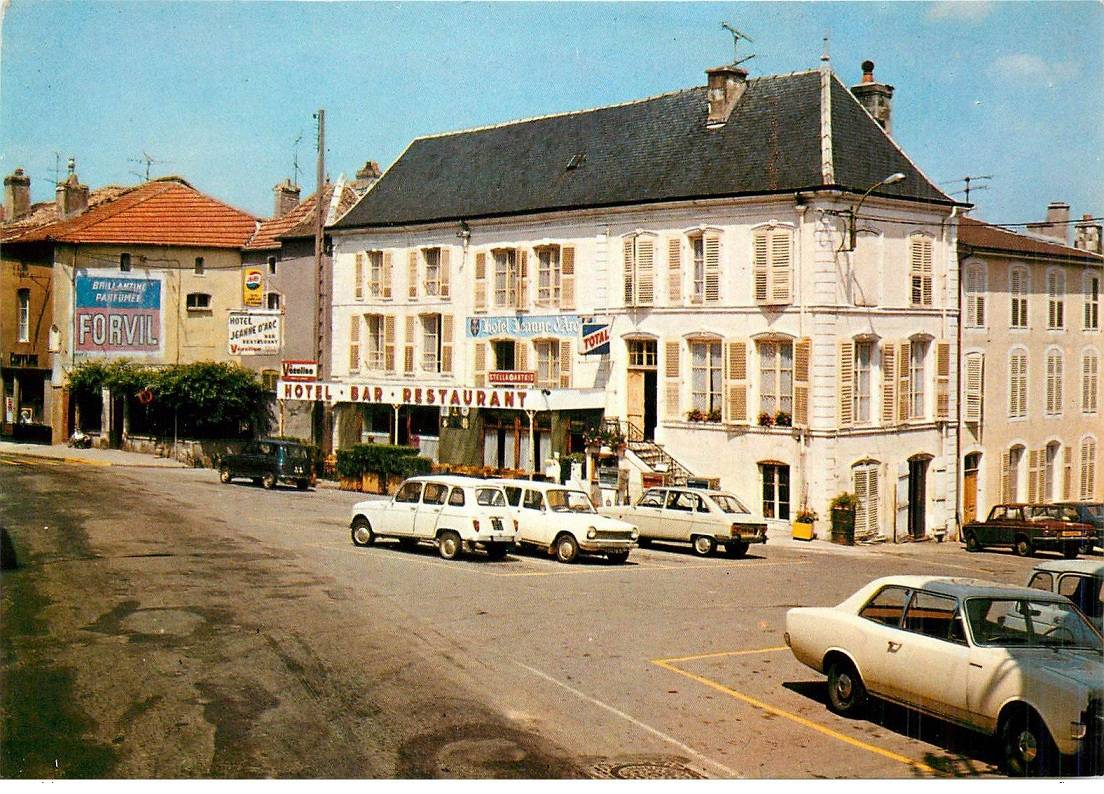 vaucouleurs00.jpg