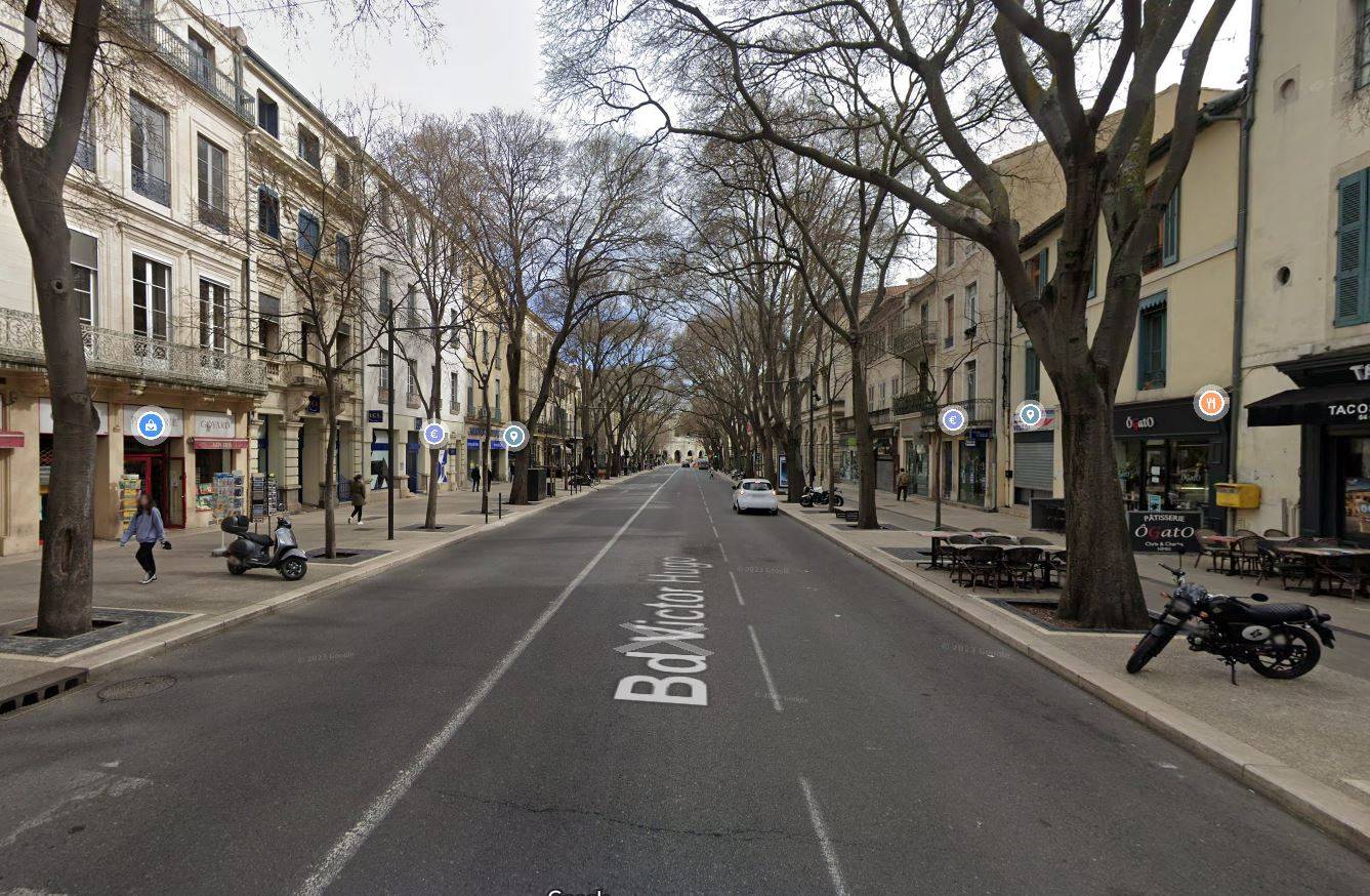 nimes01.JPG