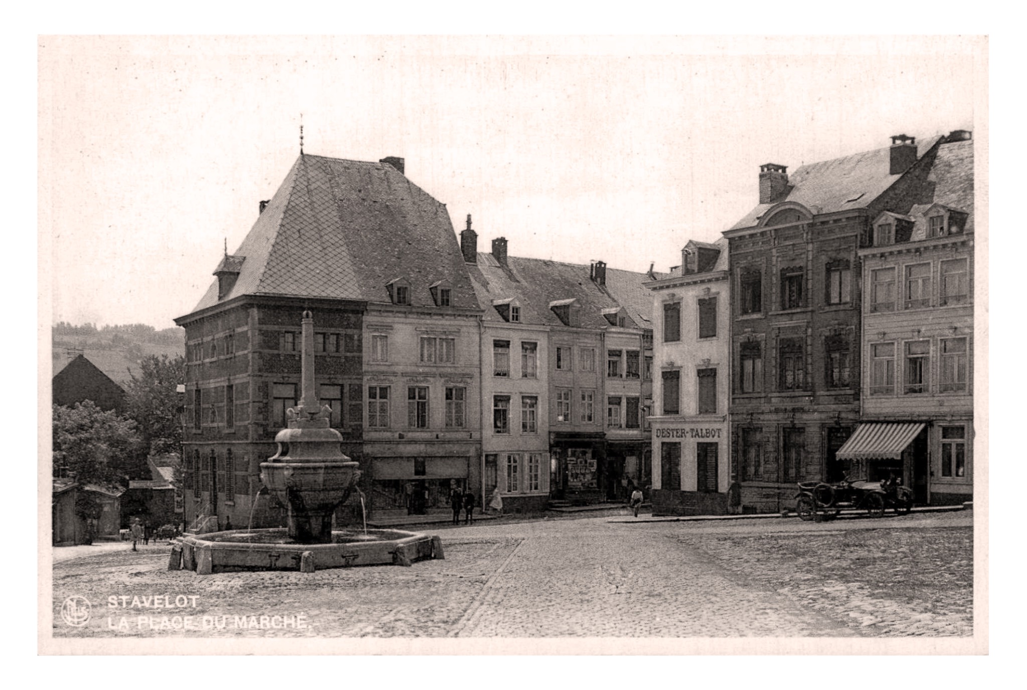 Stavelot, Grand'Place.jpg