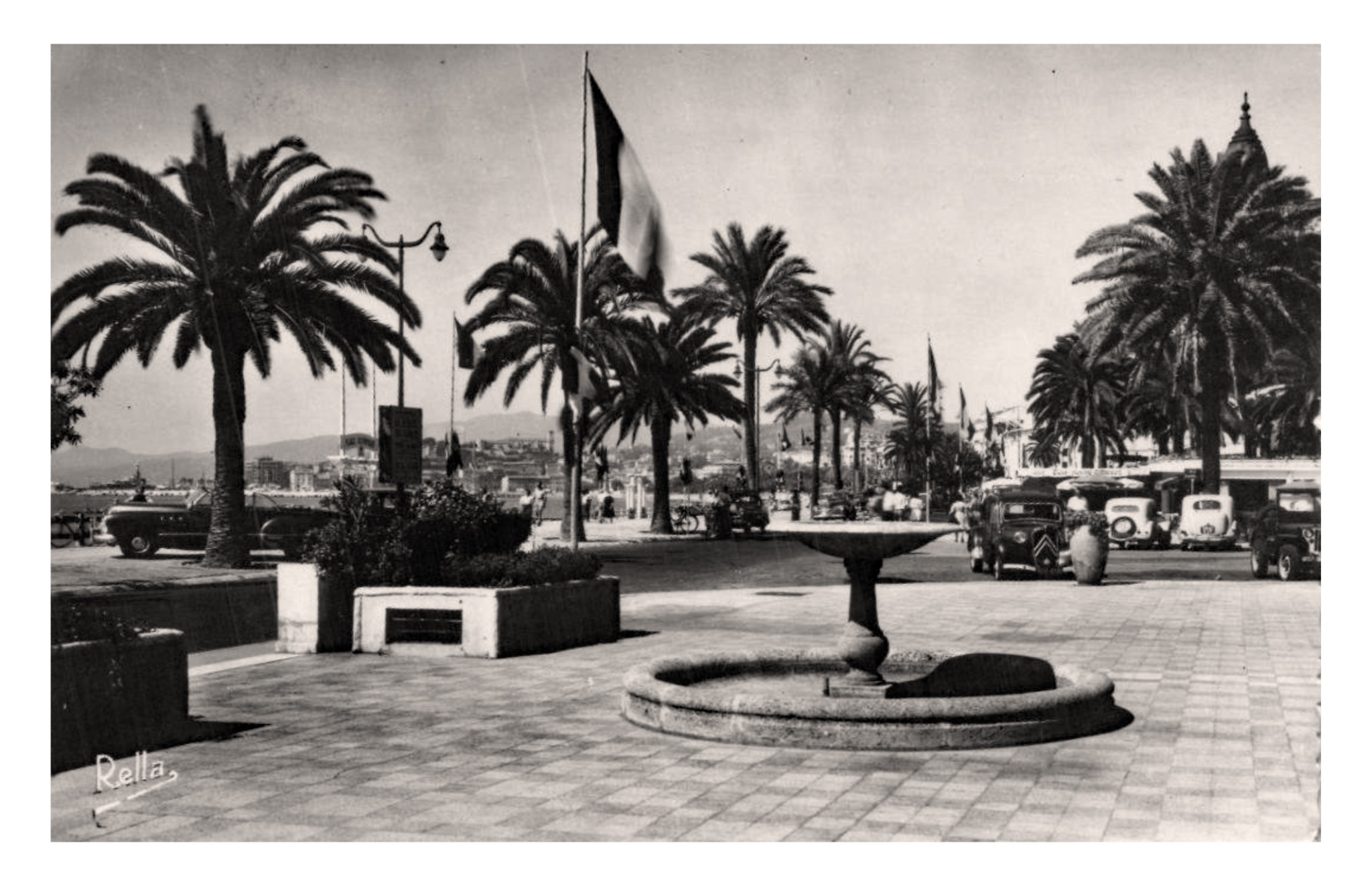 Cannes, Alpes Maritimes, la Croisette (Rella 2214).jpg
