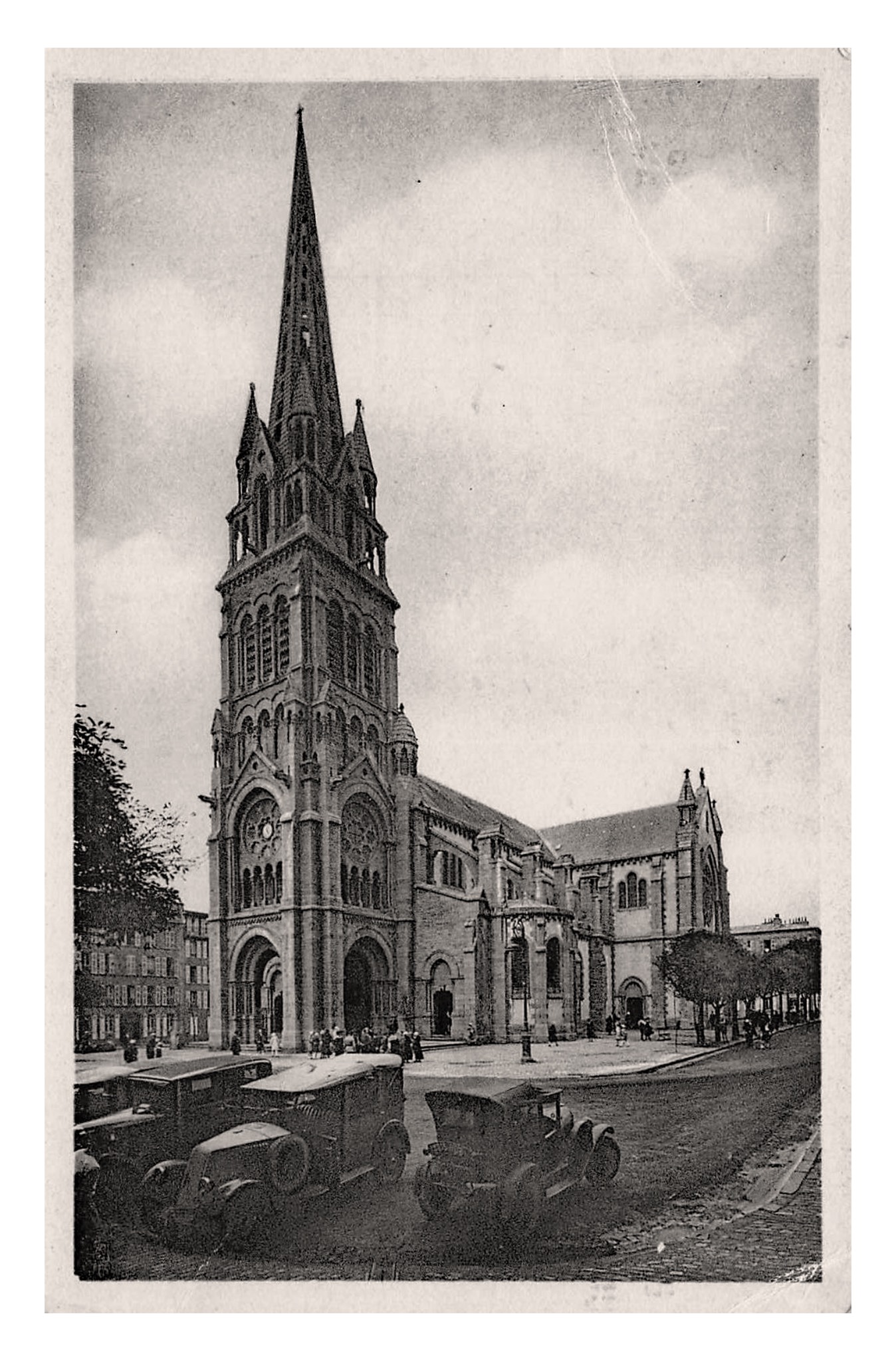 Brest, Finistère, l'église Saint Martin.jpg