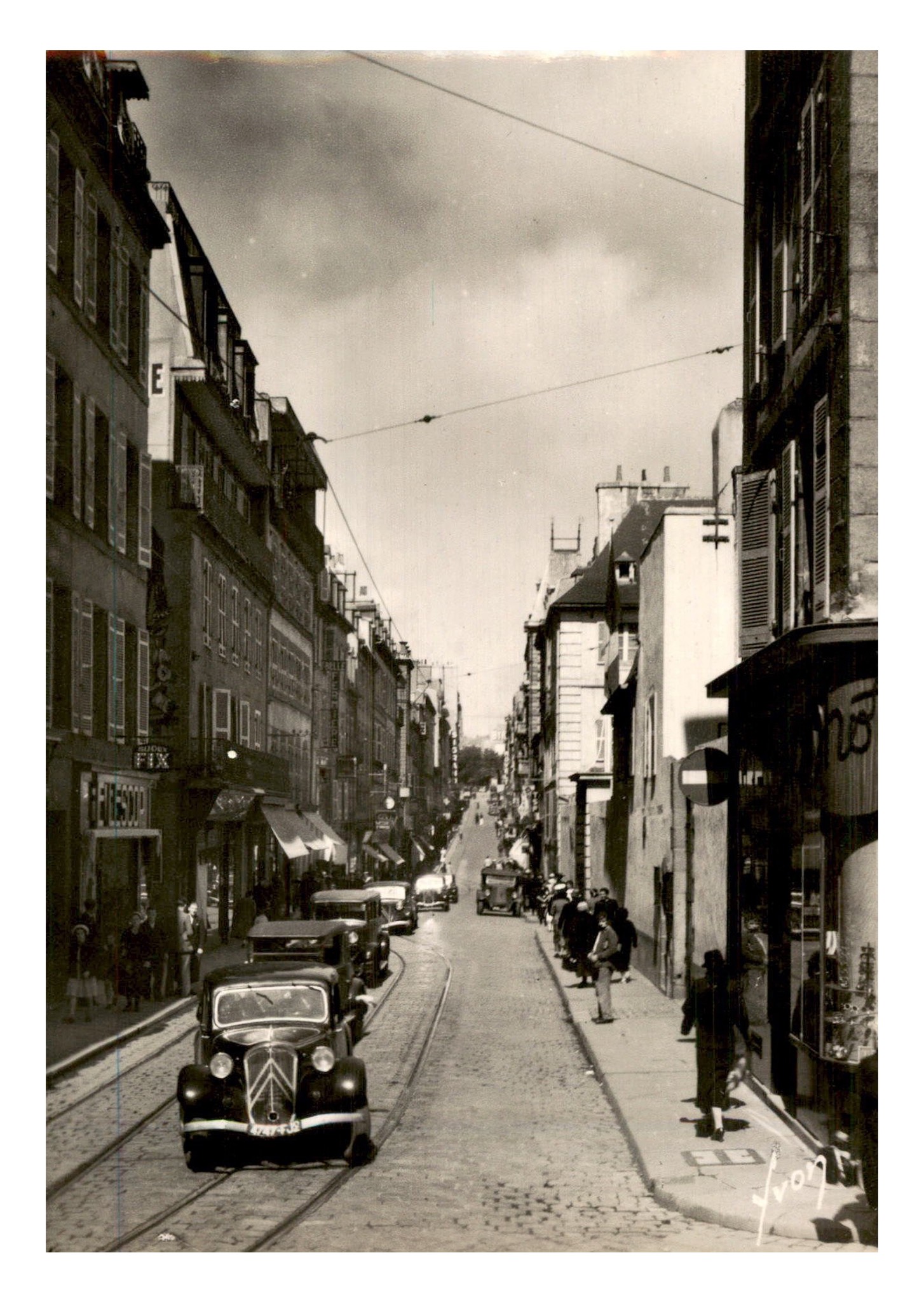 Brest, Finistère, rue de Siam (Yvon, LB 2758).jpg