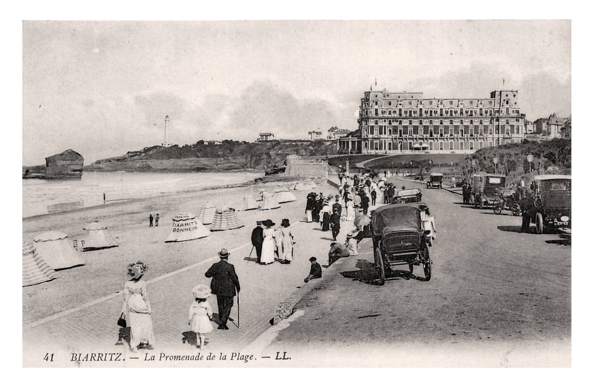 Biarritz, Basses Pyrénées, Promenade de la Plage (LL 41).jpg