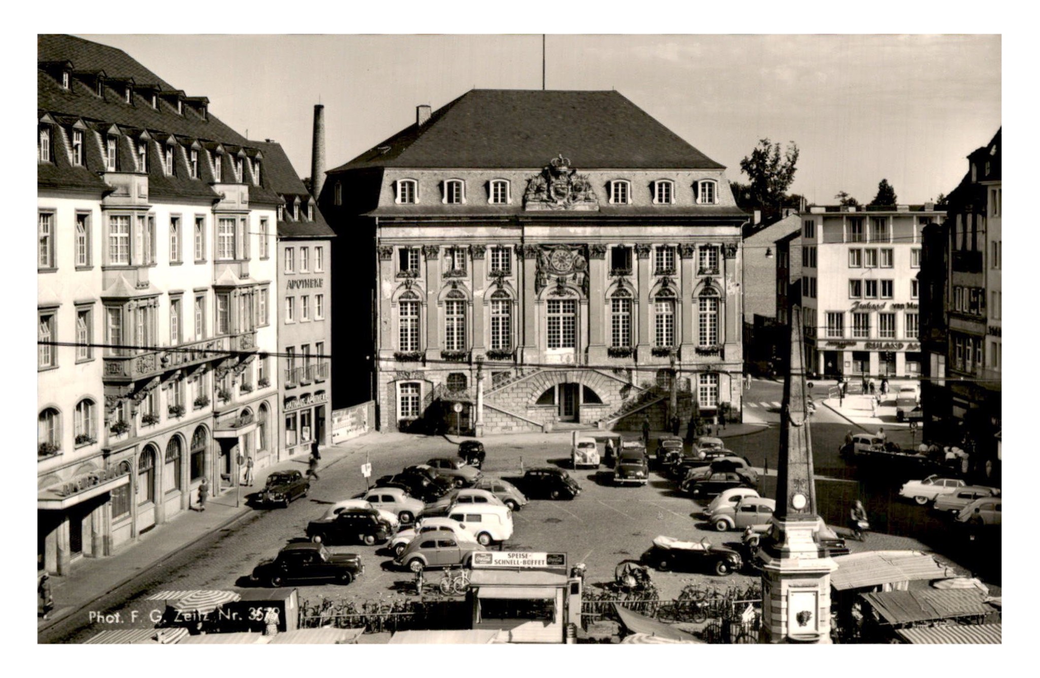 Bonn am Rhein , Rhénanie Nord Westphalie(D) Rathaus.jpg