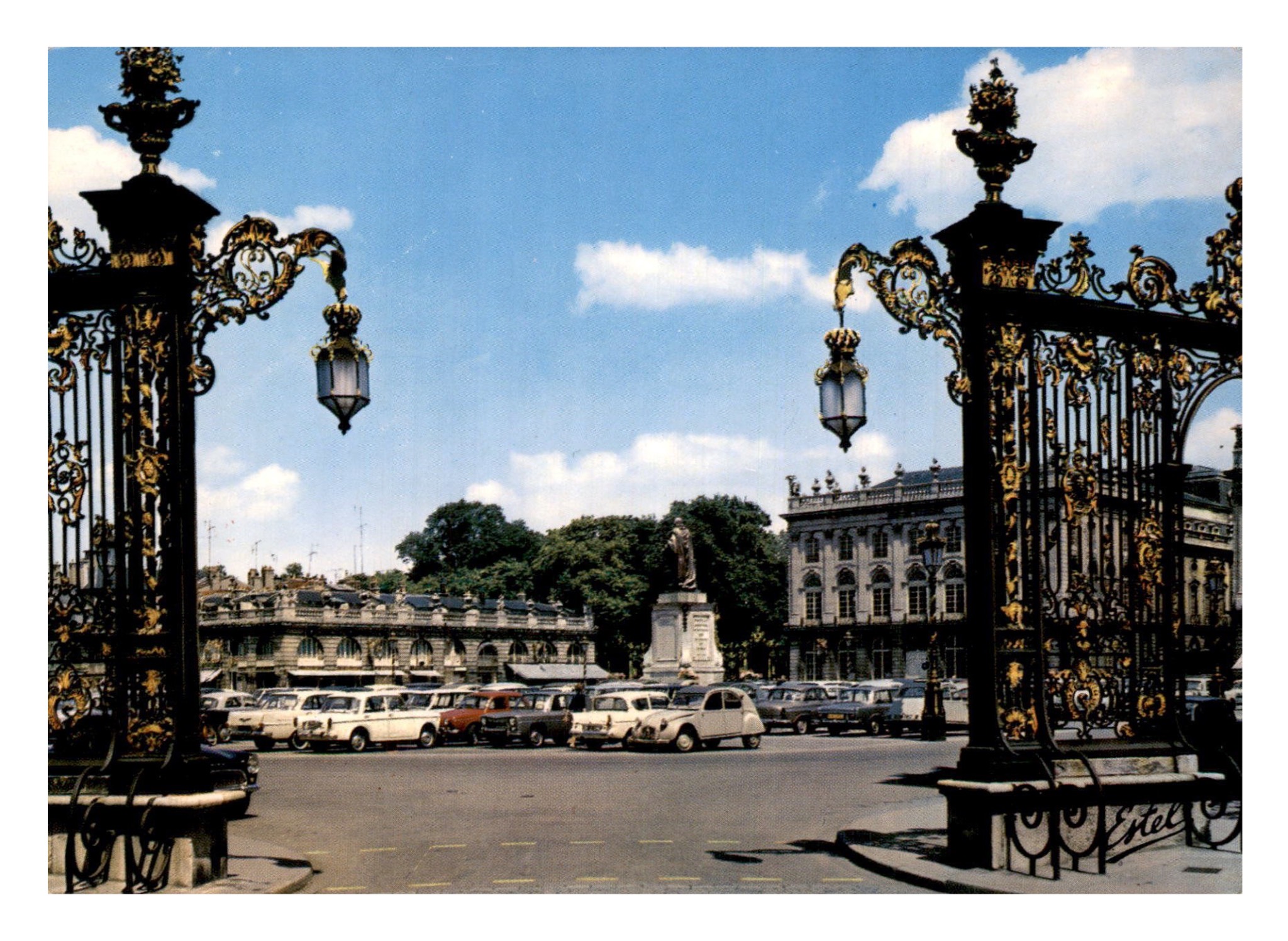 Nancy, Meurthe et Moselle, Place Stanislas (Estel 1831).jpg
