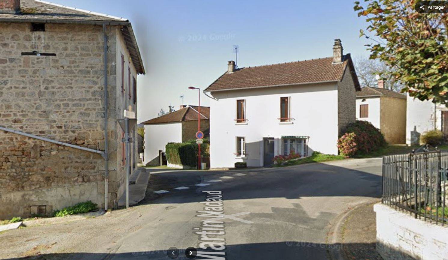 stmoreil03.JPG
