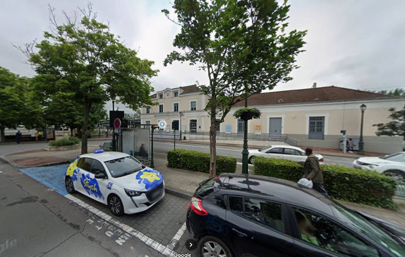 Montgeron01.JPG