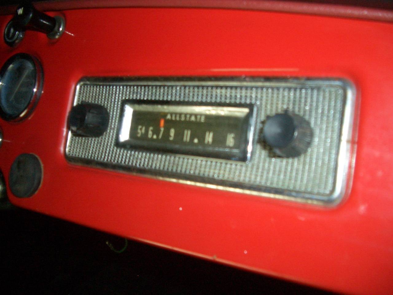 MGA-radio2.JPG